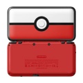 New Nintendo 2DS XL Pokéball Edition